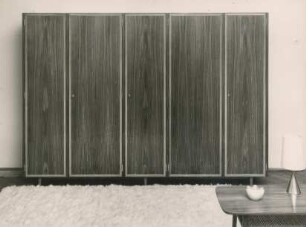 Kleider- und Wäscheschrank "Mod. 425 / 2" von Josef Hillerbrand