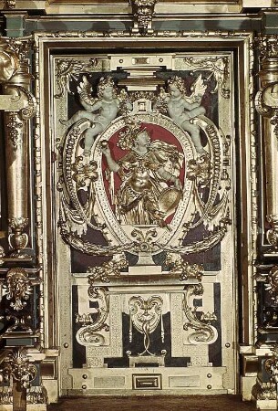 Götterpforte mit Merkur, Mars und Venus (Abundantia) und Minerva