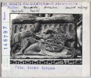 Saint-Gilles-du-Gard: Abteikirche, Westfassade, David schlägt Goliath