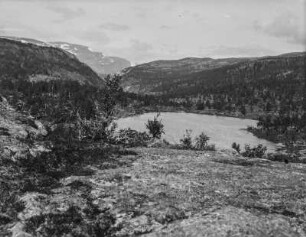 Canyon : Blick von der schwedisch-norwegischen Grenze auf den Canyon von Bardu von Schweden aus