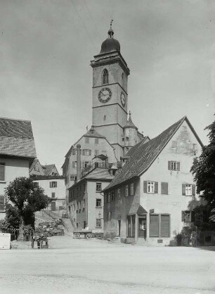 Nürtingen, Stadtkirche : Nürtingen. Evangelische Stadtkirche Sankt Laurentius. Ansicht von Südwesten vom Neckarufer