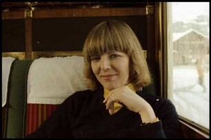 Gstaad: Frau Jutta Bachmann, Badisches Tagblatt, im Belle Epoque Salonwagen
