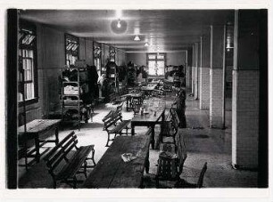 Blick in den Tagesraum auf Ellis Island, New York