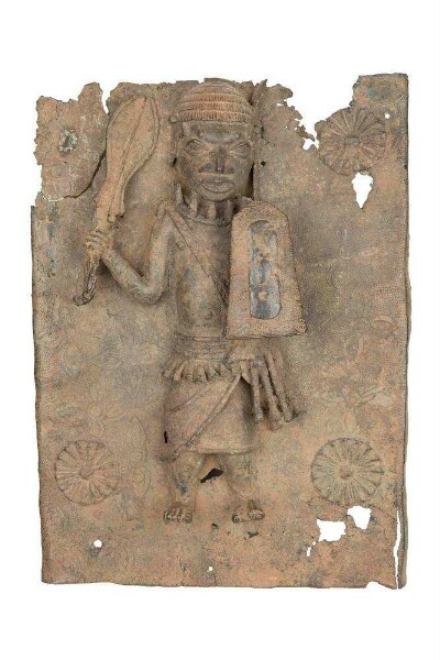 Relief plate: Dignitary with sword and shield