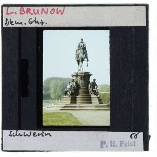 Schwerin, Schlosspark, Reiterdenkmal Friedrich Franz II.