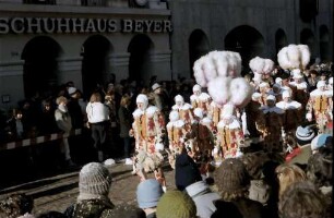 Freiburg: Fastnachtsumzug in der Kaiser-Joseph-Straße