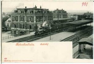 Kötzschenbroda. Bahnhof mit Eisenbahnzug