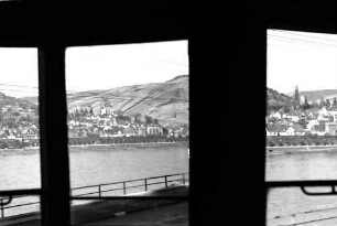 Oberwesel: Triebwagenfahrt am Rhein