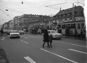 Planungen zum Bau einer Fußgängerunterführung in der Ebertstraße bei der Straßenbahnhaltestelle Albtalbahnhof.