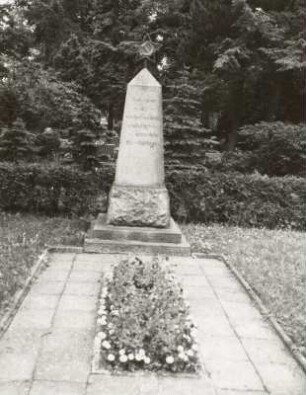 Gedenkstein für 40 ermordete KZ-Häftlinge