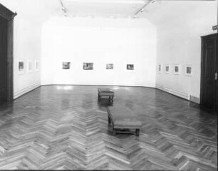 Dieter Goltzsche - Malerei und Zeichnungen. Ausstellung 17. September bis 14. November 2004 im Leonhardi-Museum. Raumaufnahme im Großen Saal : Dieter Goltzsche - Malerei und Zeichnungen. Ausstellung 17. September bis 14. November 2004 im Leonhardi-Museum. Raumaufnahme im Großen Saal