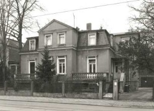 Dresden-Blasewitz, Loschwitzer Straße 35. Villa (1886/1900)