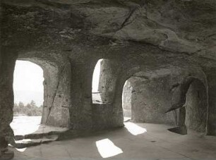 Birg Regenstein, nahe Blankenburg. Burgruine. Kapelle. Inneres, Eingangsseite