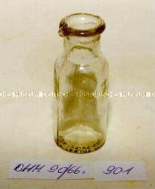 Flasche (ohne Maßangabe - leer) mit Tülle