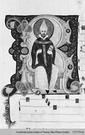 Textseite mit vierzeiligen Neumen und einer historisierten Initiale (R): Papst Clemens - Sequentiae et hymni