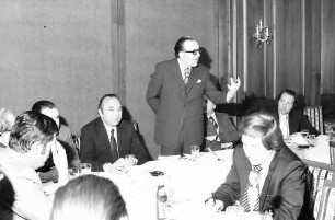 Freiburg: Hotel Victoria; Regionalverband Südlicher Oberrhein, Pressefahrt mit Minister Eduard Adorno; Pressekonferenz mit Minister Adorno
