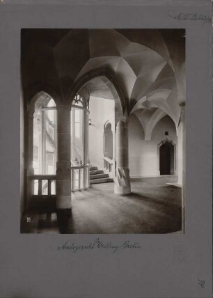 Amtsgericht, Berlin-Wedding: Flur und Treppenhaus