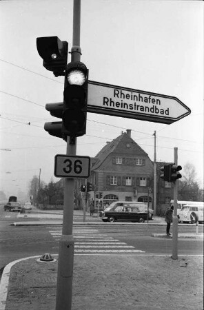 Inbetriebnahme der neuen Signalanlage am "Römerhof".