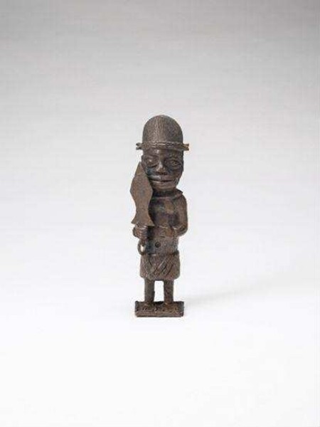 Benin bronze, standing man with sword