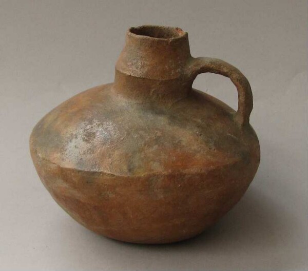 Clay vessel