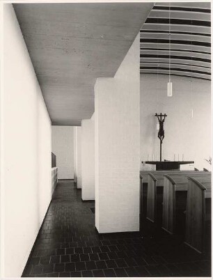 Heilig-Geist-Kirche, Bad Oeynhausen: Galerie Untersicht