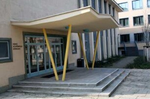 Dresden: Barkhausen-Bau (TU Dresden)