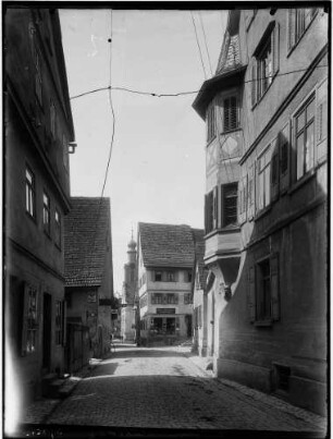 Adelsheim Oberschloss im Vordergrund der Hauptstrasse Ansicht von Süden nach Norden