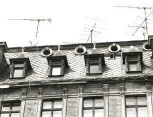 Görlitz, Landeskronstraße 36. Wohnhaus mit Laden (um 1895). Gauben