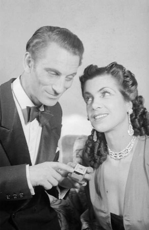 Szenenbilder aus dem Lustspiel "Axel an der Himmelstür" von Ralph Benatzky im Neuen Schauspielhaus in Berlin