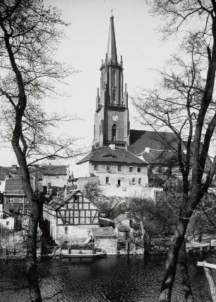 Rathenow, Stadtansicht : Rathenow. Stadtansicht mit Pfarrkirche. Blick über die Havel nach Nordnordosten