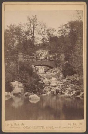 Ansichtskarte „kleiner Wasserfall“, Viktoriapark