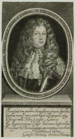 Ovales Brustbildnis von Johann Friedrich Markgraf von Brandenburg-Ansbach über einer Steinplatte