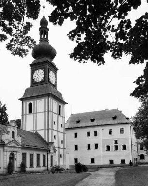 Uhrturm