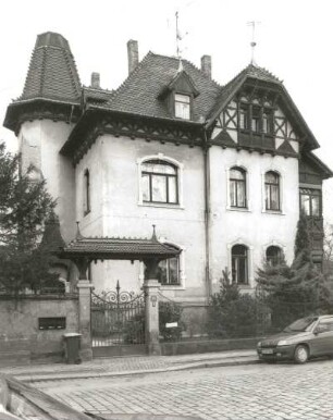 Dresden-Blasewitz, Goetheallee 49. Villa "Gottessegen" (um 1900)
