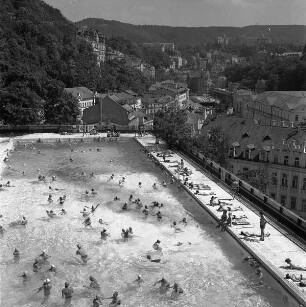 Schwimmbad auf einem Dach