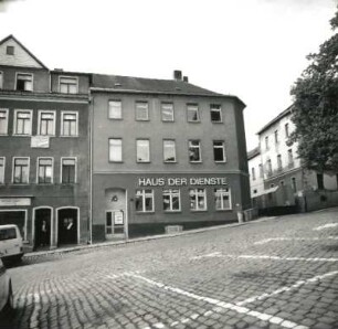 Auerbach, Altmarkt 10. Wohnhaus mit Laden. Straßenansicht