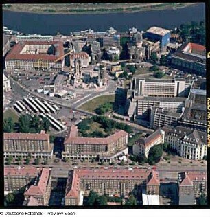 Stadtzentrum mit Neumarkt zwischen Wilsdruffer Straße, Terrassenufer und Pirnaischem Platz