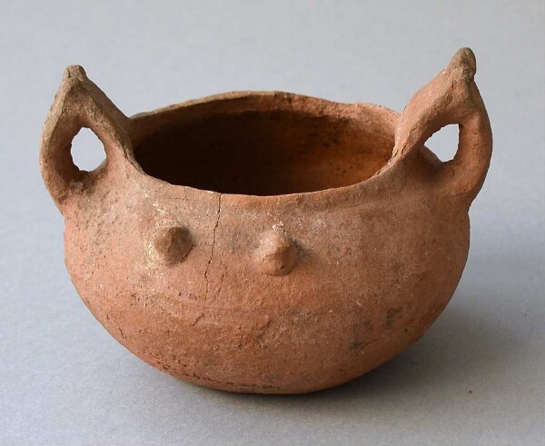 Clay vessel