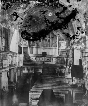 Merseburg. Kirche Sankt Viti. Inneres zur Orgelempore