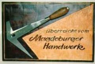 Schmucktafel mit Dachdeckerhammer