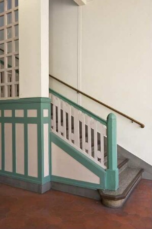 Lerchenrainschule — Treppe