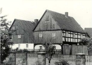 Bauernhöfe in Schmerlitz : Bauwesen - Wirtschaftsgebäude und Gehöfte. Ort: Smjerdźaca / Schmerlitz. Haus Nr. 11 und 12