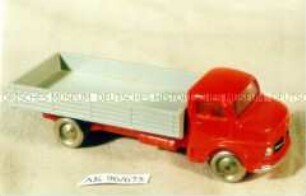 Spielzeugauto: Mercedes Benz Lkw (Kurzhauber)