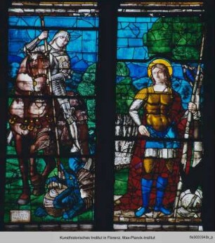 Kirchenfenster: Madonna mit Kind und Heiligen