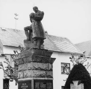 Denkmal 1914/18; Hünfelden, Jahnstraße 7