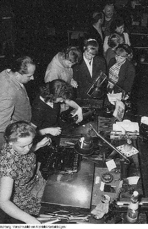 Leichtindustrie, Radiogeräte, Schreibmaschinen, Juli - September 1959
