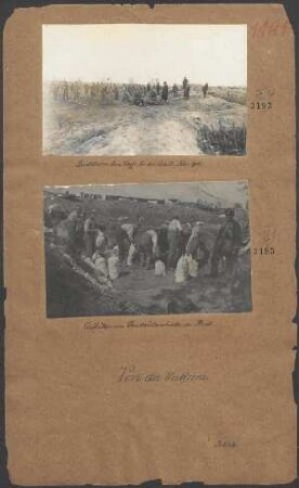Auffüllen von Sandsäcken hinter der Front