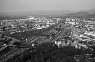 Freiburg: Kaiserstuhlbrücke mit Rangierbahnhof
