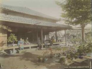 Teehaus in einem Garten