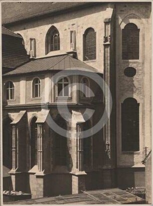 Chor der katholischen Pfarrkirche Glatz von SO